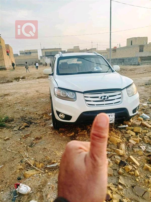 Hyundai Santa Fe 2011 for sale in Iraq - Baghdad